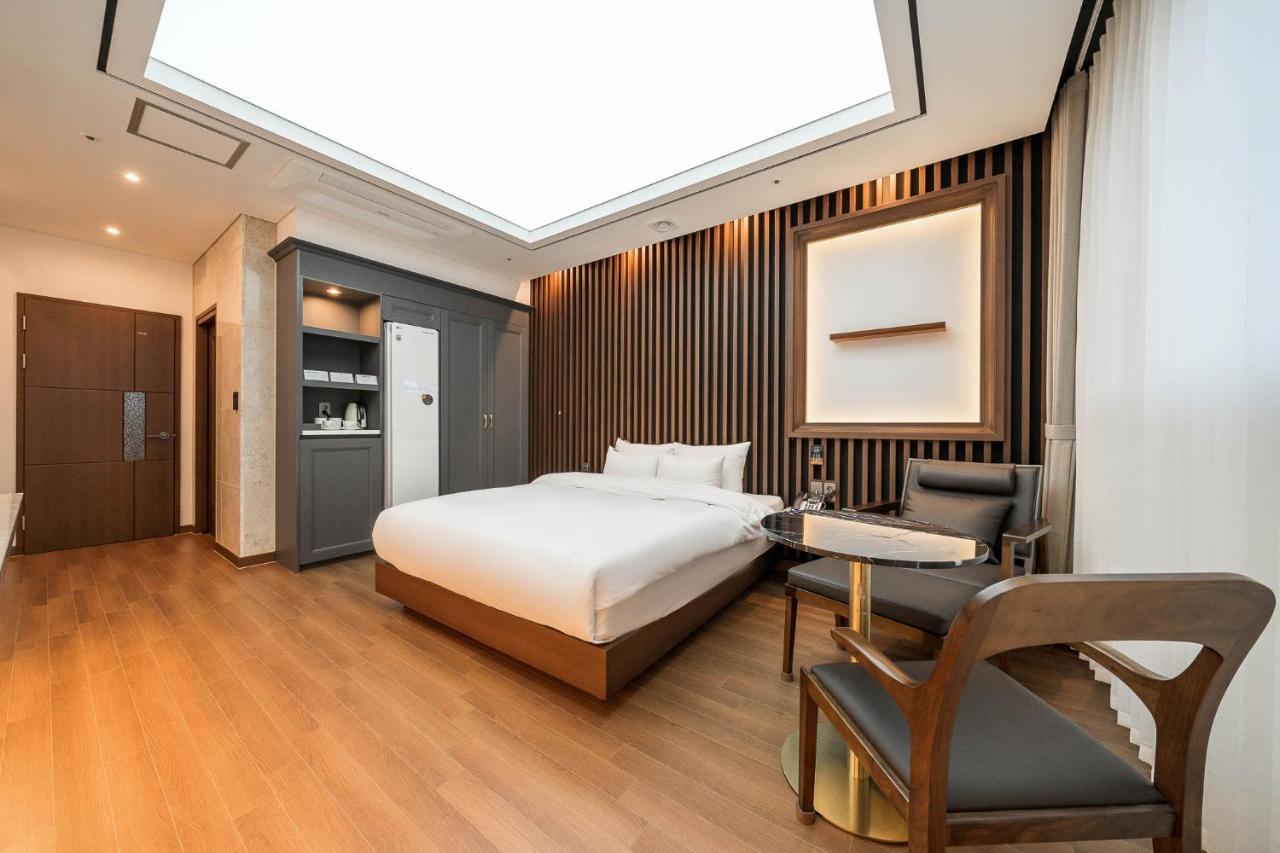 Hotel Demer Mokpo Ngoại thất bức ảnh